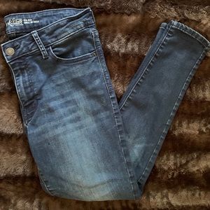 Old Navy Rockstar Jeans, Size 8 Short